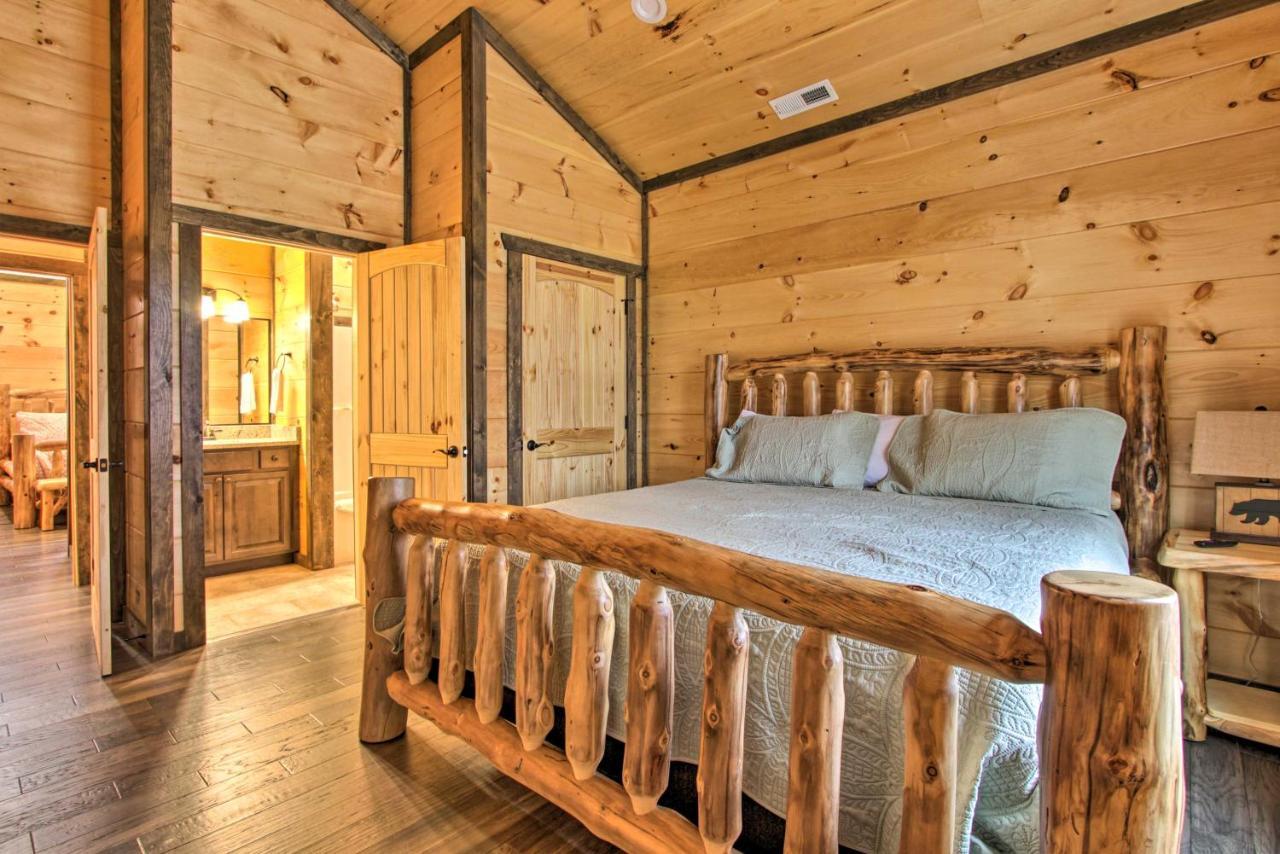 Luxe Cabin With Home Theater Less Than 2 Miles To Gatlinburg Exterior foto